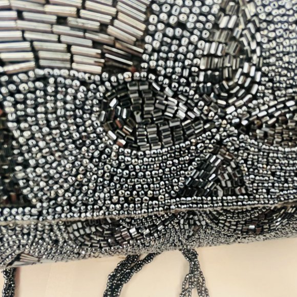 🌙 Dark Silver Vintage Beaded Evening Clutch – Italian Beads & Satin Elegance - Picture 12 of 12